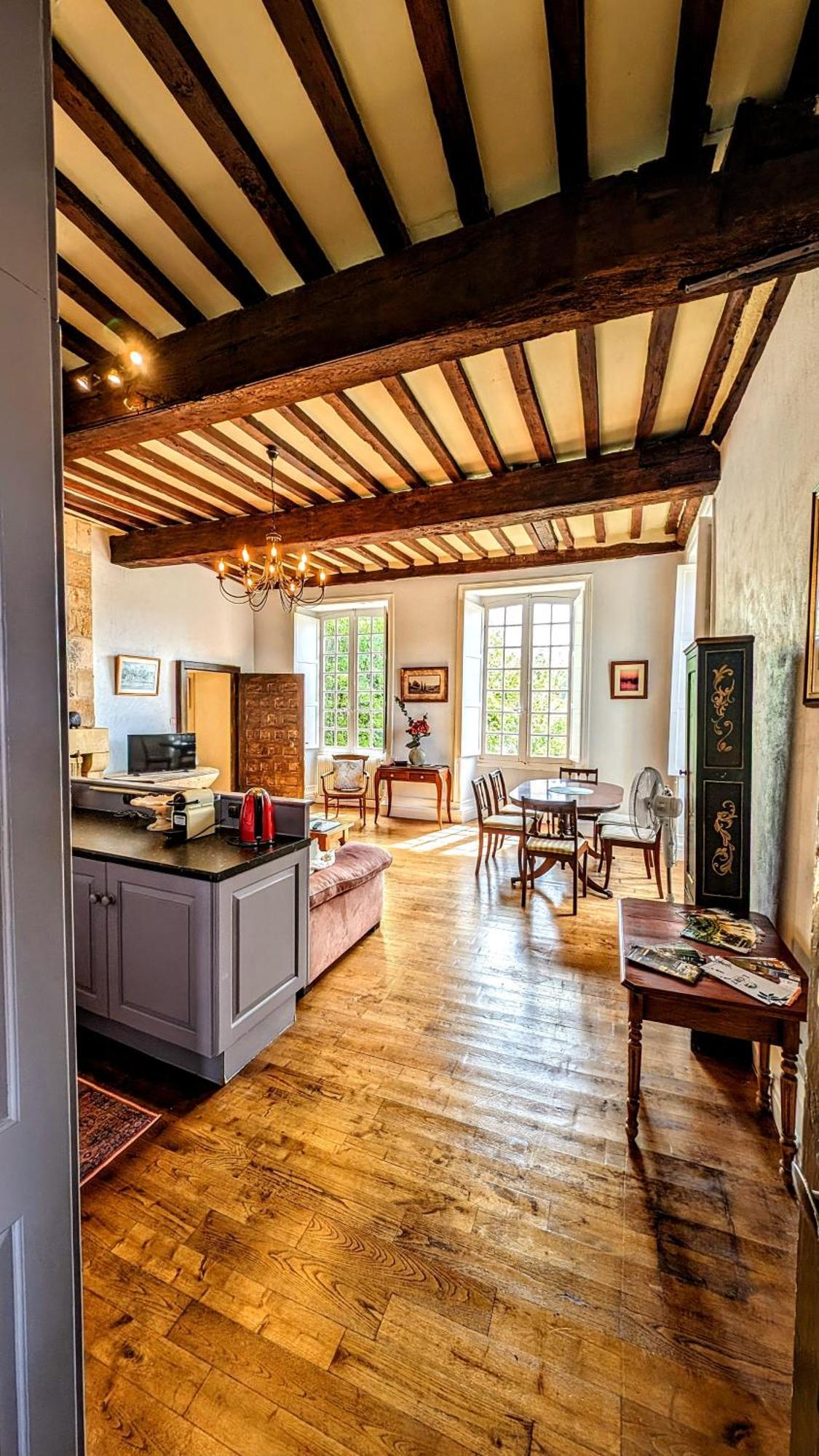 Centrally Located Sarlat Apartment With Medieval Town Views Buitenkant foto